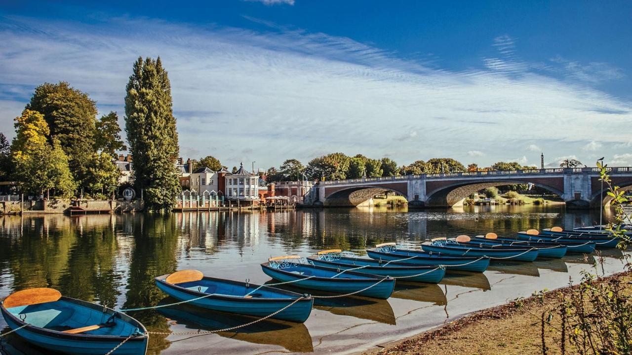 The Mitre, Hampton Court Hotel Kingston upon Thames  Ngoại thất bức ảnh The River Thames at Hampton