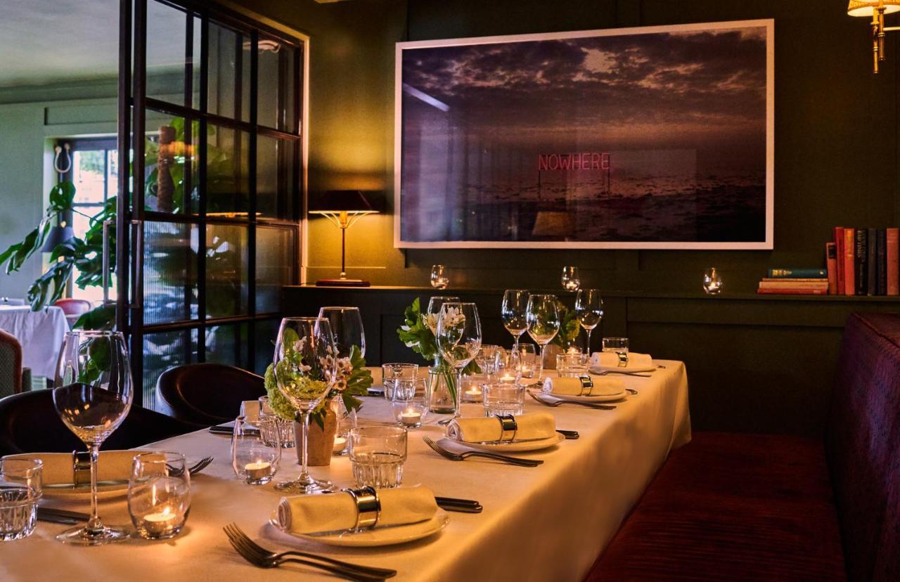 The Mitre, Hampton Court Hotel Kingston upon Thames  Ngoại thất bức ảnh The interior of the restaurant
