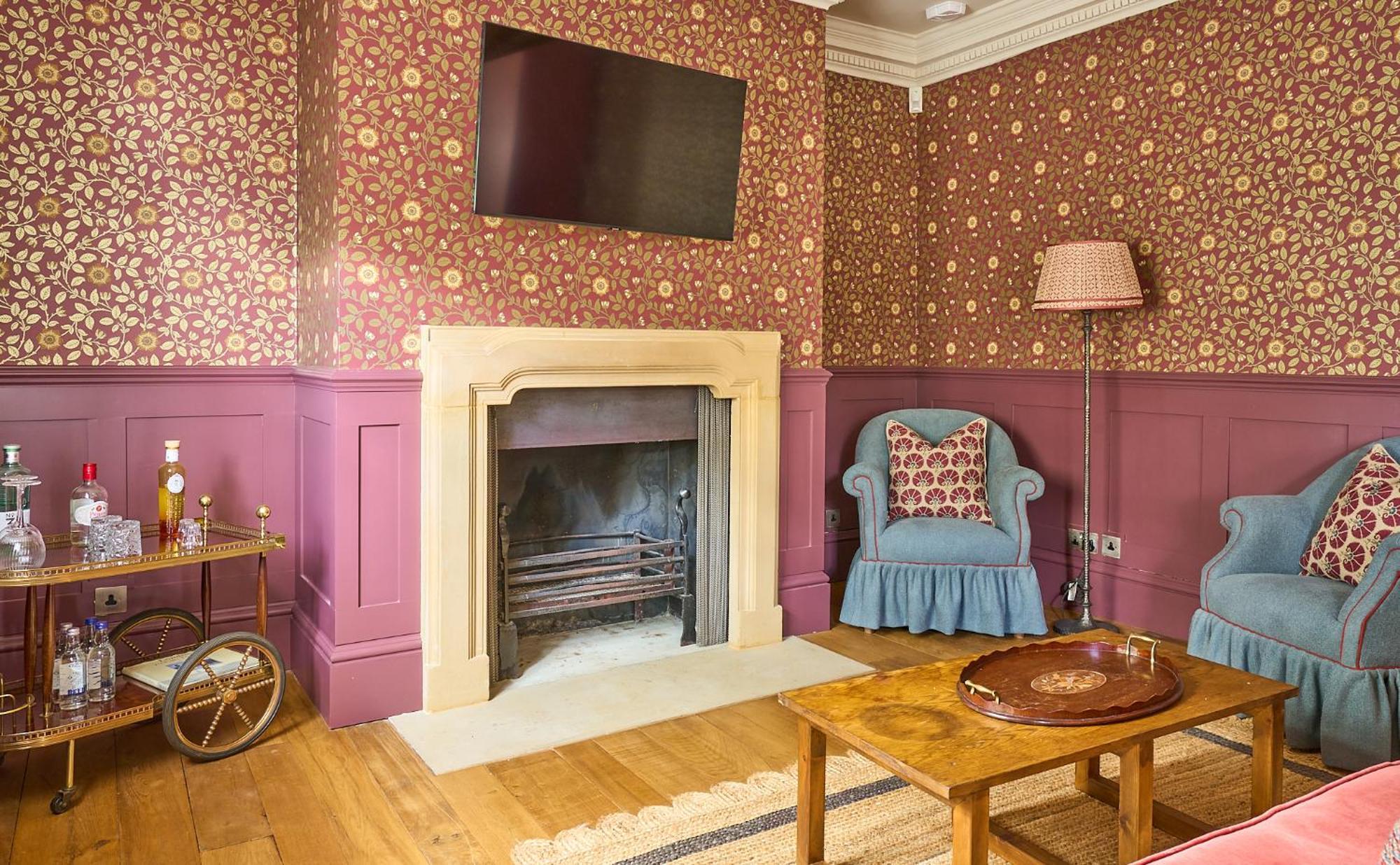 The Mitre, Hampton Court Hotel Kingston upon Thames  Ngoại thất bức ảnh The Drawing Room