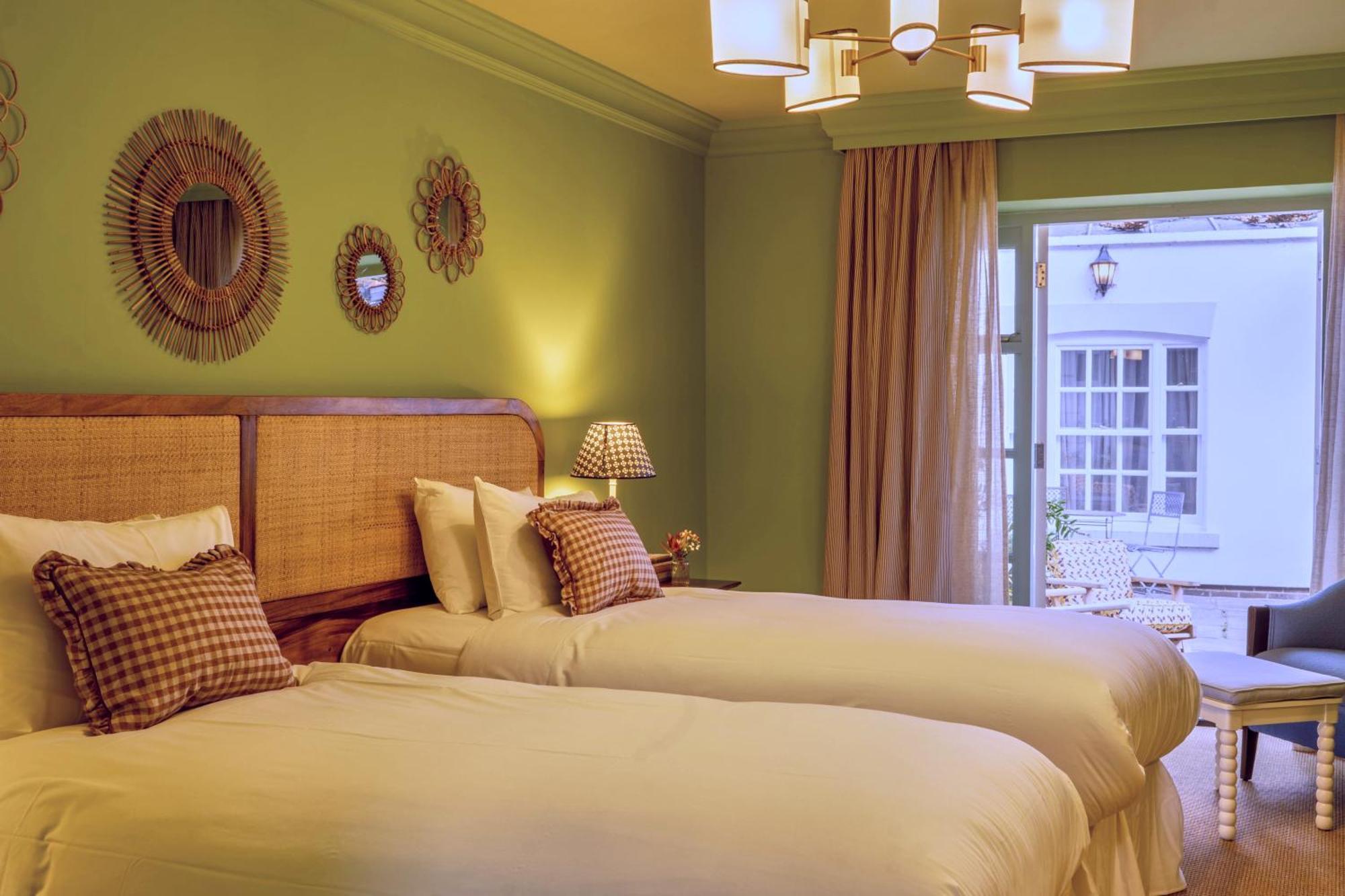 The Mitre, Hampton Court Hotel Kingston upon Thames  Ngoại thất bức ảnh A room at the hotel